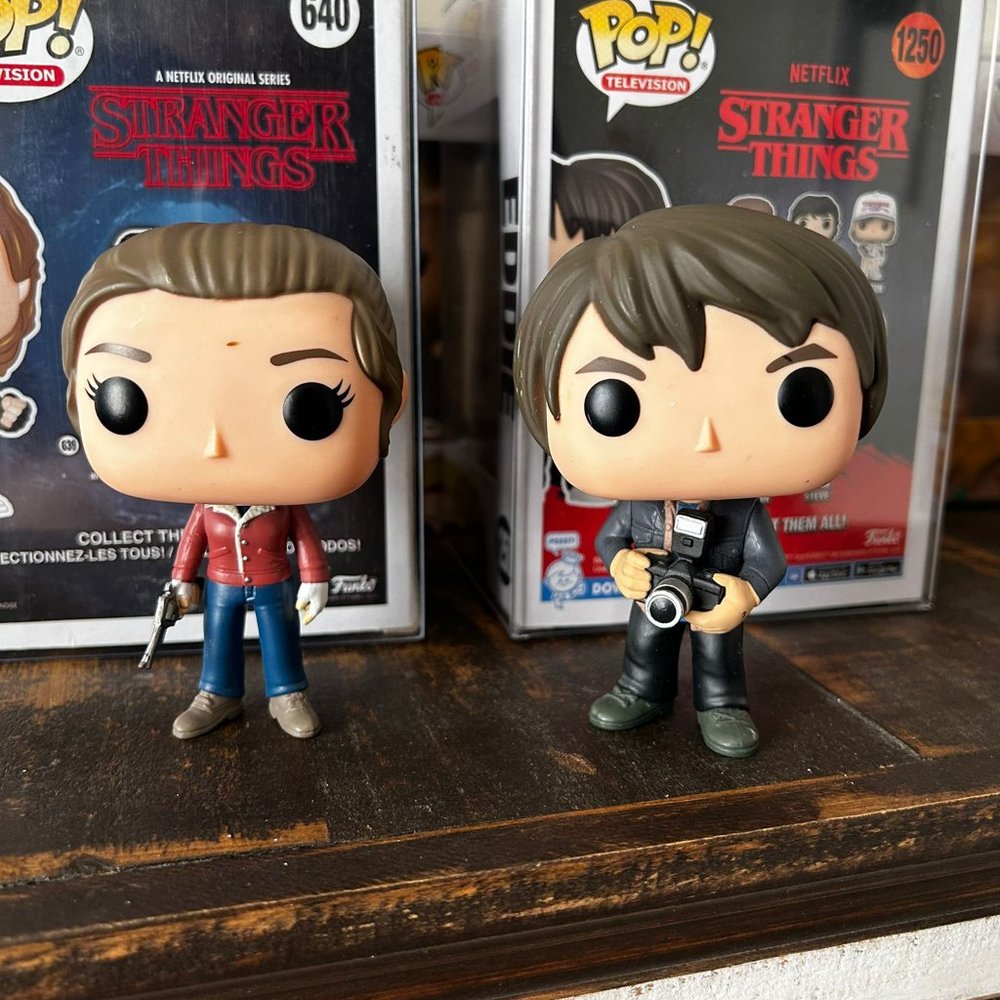 Funko Pop! Stranger things Lot - Jonathan & Nancy  VAULTED